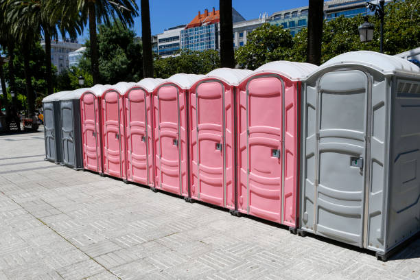 Best Portable Restroom Servicing (Cleaning and Restocking)  in Mitchell, SD