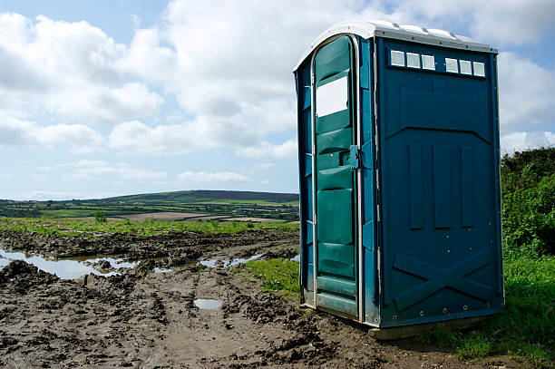 Best VIP or Luxury Restroom Trailers  in Mitchell, SD
